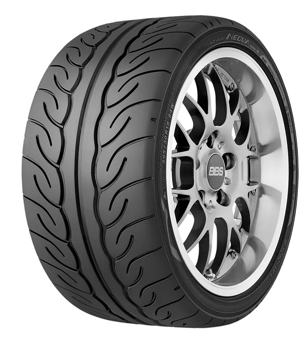 YOKOHAMA ADVAN NEOVA AD08 205/45 R 16 83W